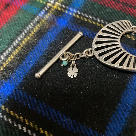 🍀 Lucky Brand 🍀 Silver Bracelet Open Cut Detailing - Picture 3 of 5